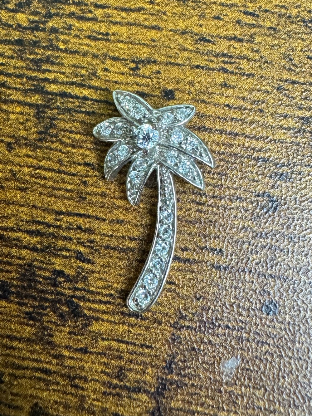 4/$20 Silver Tone Crystal Palm Tree Pendant - Sparkling Clear Rhinestone